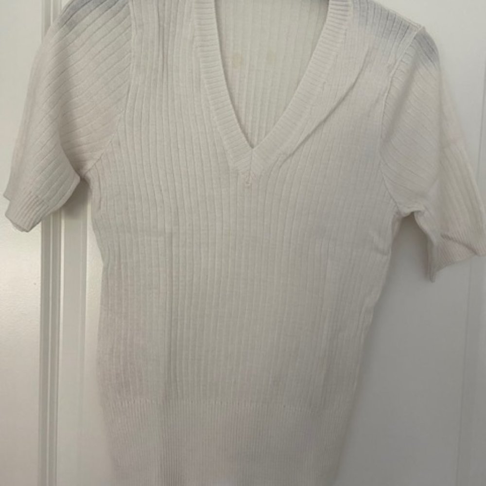 - White stretchy short sleeves summer cotton top to fit UK 14 - USA 12